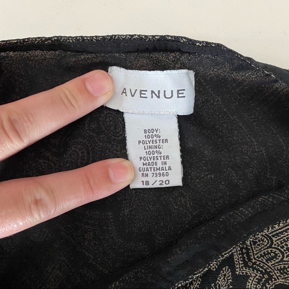 5/$25! Avenue v neck boho chic top size 18/20 - Picture 5 of 5